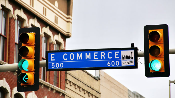E-commerce traffic concept